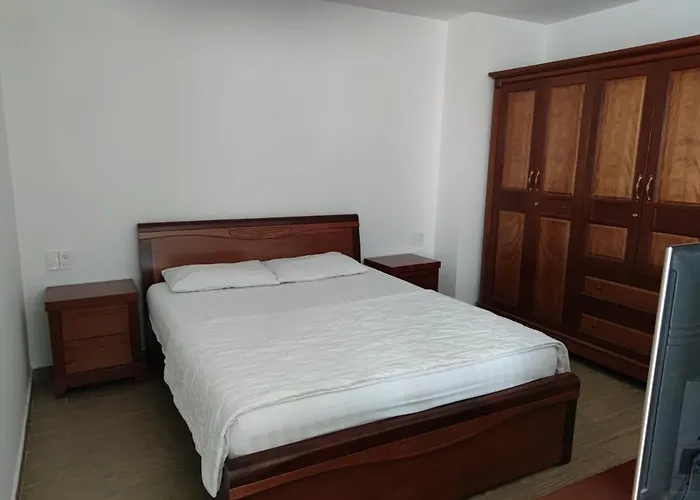 Lee\'S Apartment