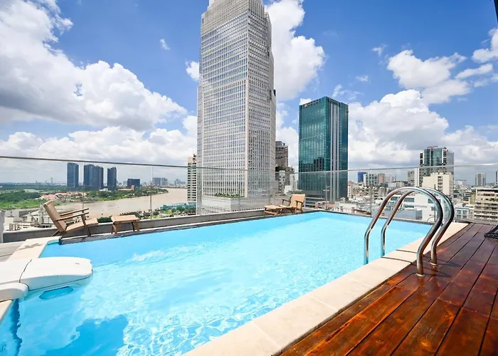 Sky Gem Central Hotel