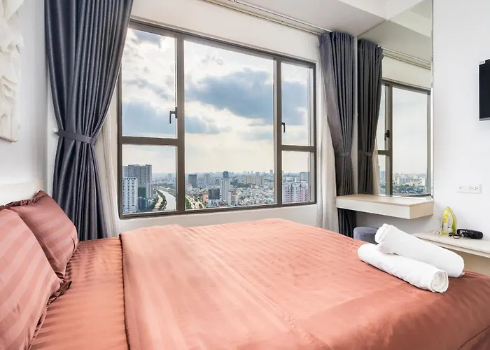 Rivergate Residence 3 Bedroom/Luxurious Apartment