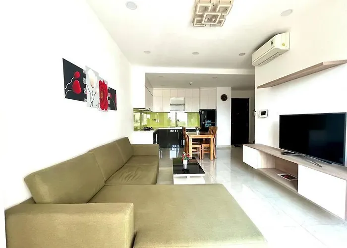 Luxury Apartment Near Airport