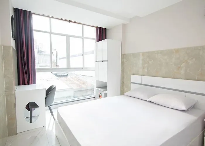 Saigon Cozy Hotel - Pham Ngu Lao & Bui Vien Street