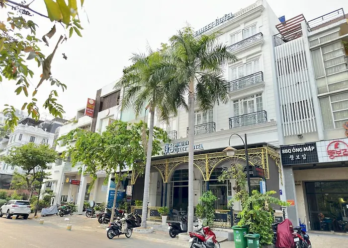 Capital O 1177 Saigon Sweet Hotel