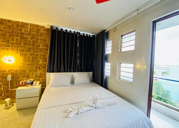 Jewel Hotel