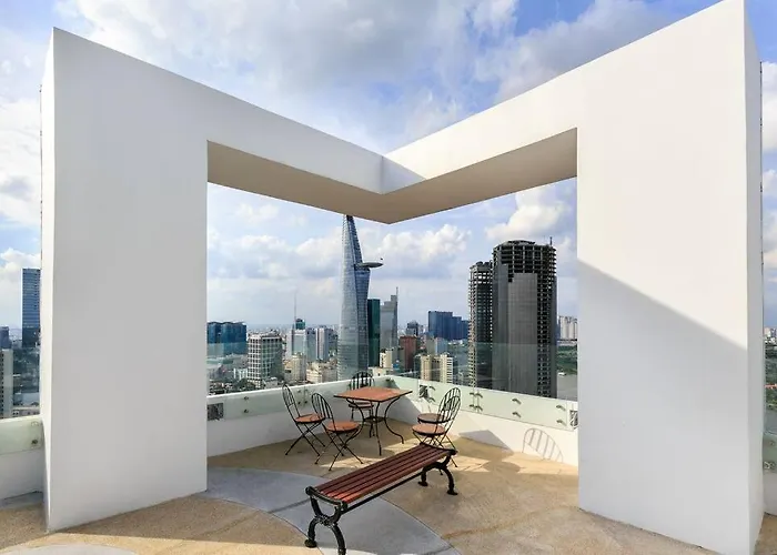 Melody Apartment - Saigon Royal Building