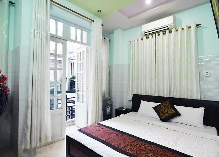 Lamenda Saigon Hotel