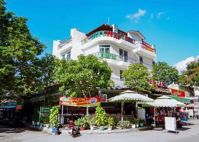 Lucky Hotel