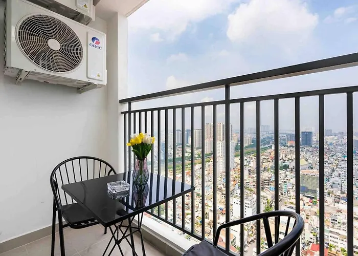 Next Bui Vien Street-3Br Apartment/The Soho