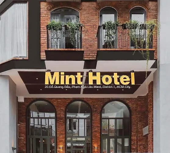 Mint Hotel Bui Vien Q1