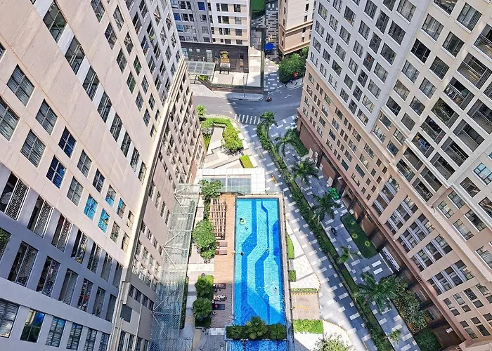 April Apartment