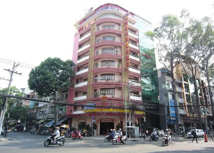 Hanh Long 2 - 1115 Tran Hung Dao, Quan 5 - By Bay Luxury Hotel