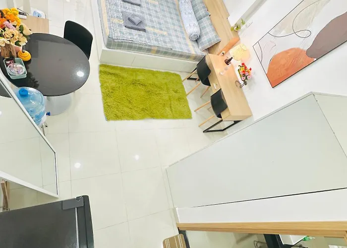 Modern Apartment Near Landmark81