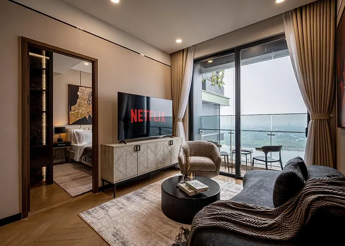 Lumiere Riverside - Raymond Holm - Luxurious 5-Star Apartment