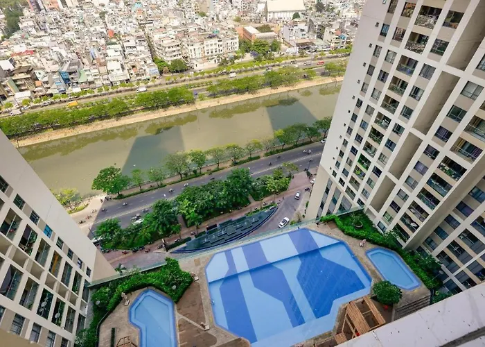 Goldview Saigon Apartment