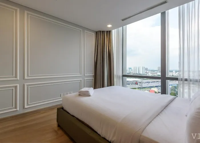Landmark 81 Infinity Pool - Vip Apartment