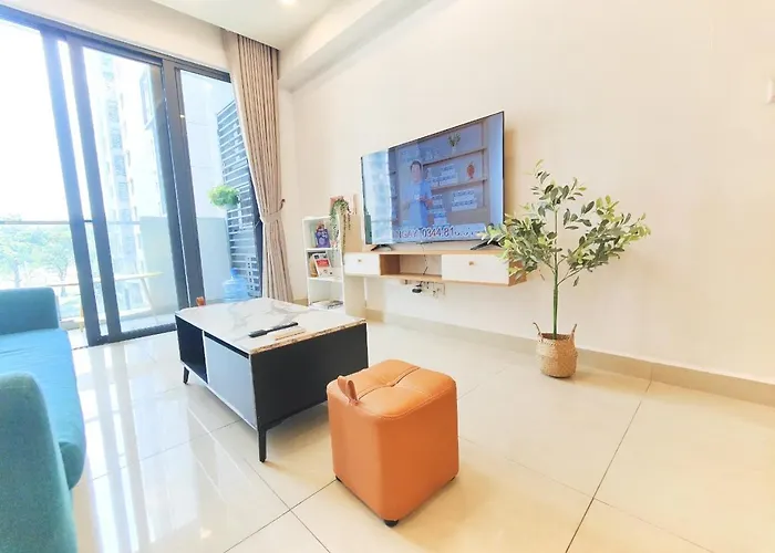 Home Cua Phuong_Can Ho 2Pn Canh Aeon