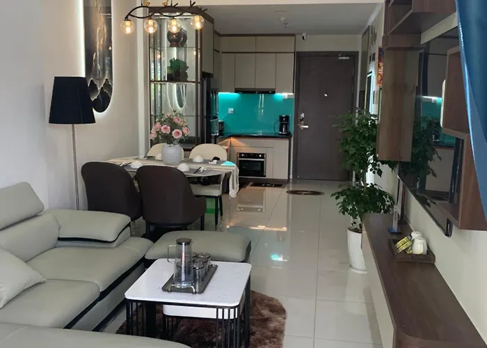 Bin\'S House