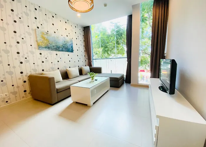 Glenwood Apartment