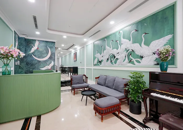 Sazi Hotel - Bui Thi Xuan