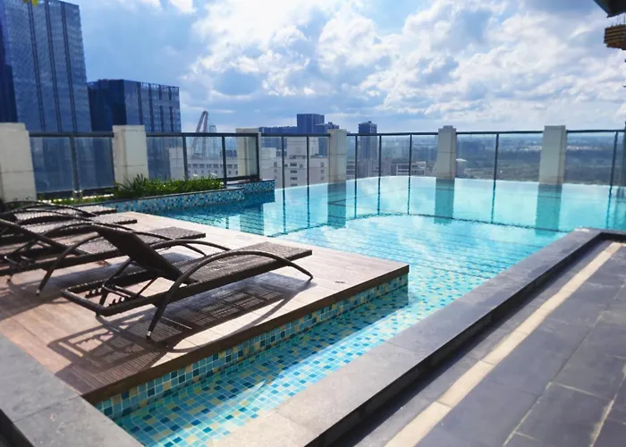 Delux Best Central D1,3Bedrooms,2 Bath,Pool,Gym