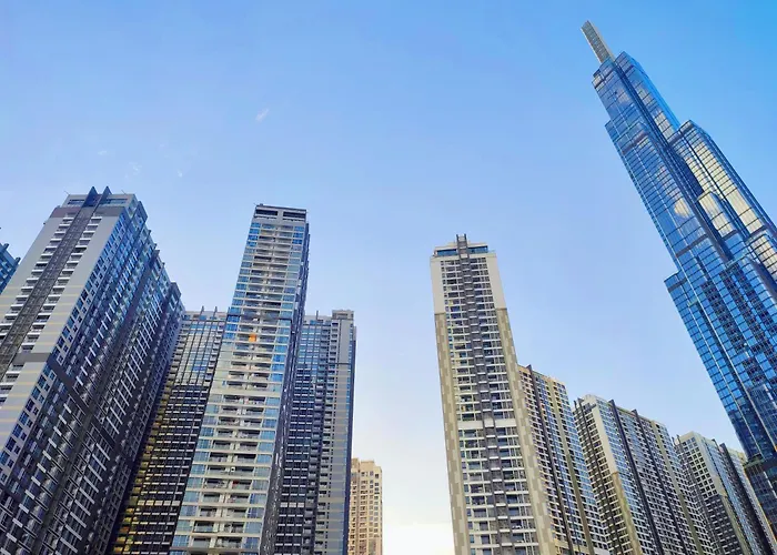 Luxuria Central Residences