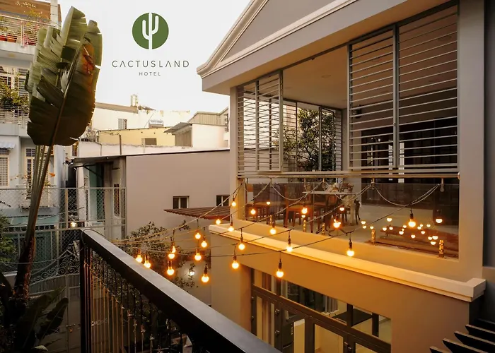 Cactusland Villa Near Bui Vien Street