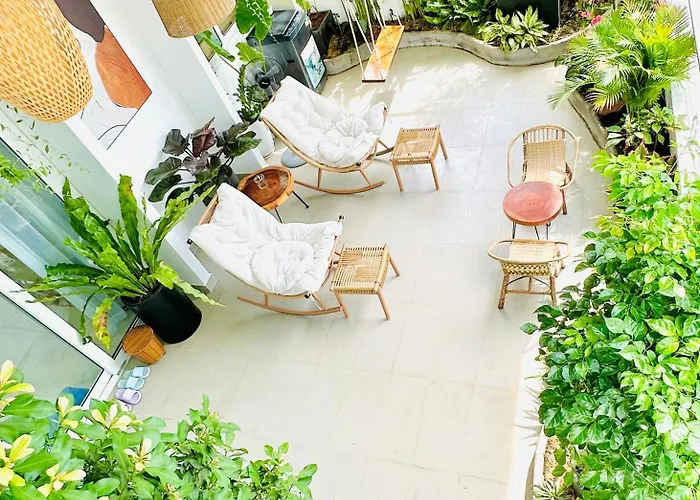 Skyline Penthouse Greenery
