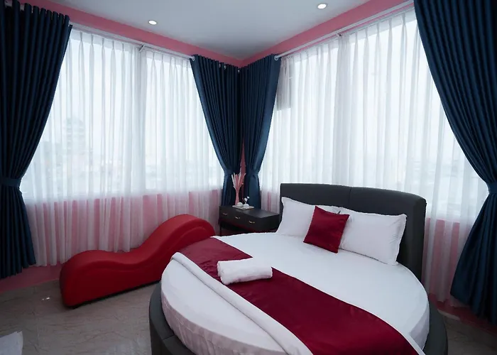 Hotel Eros - Phan Huy Ich
