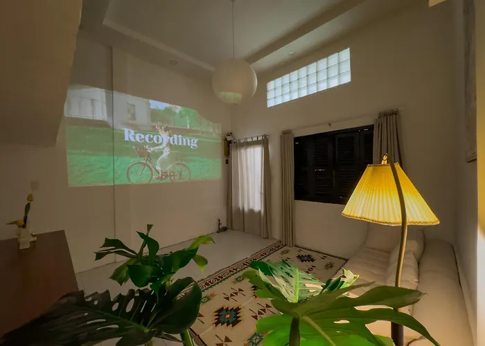 Theroom - Nguyen Cong Tru