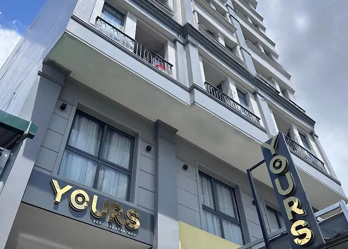 Yours Apartment - Airport