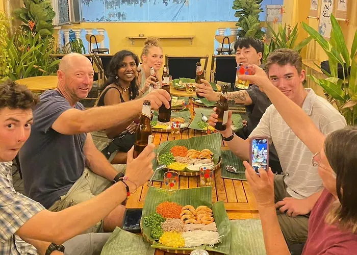 Saigon Authentic Hostel - Daily Walking Morning City Tour, Fresh Daily Breakfast, Gym & Rooftop Billiard