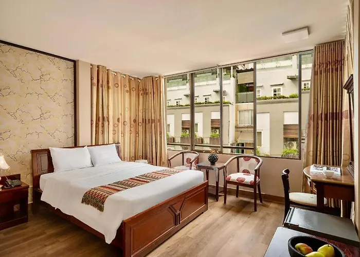 Cosmo Sai Gon Central Hotel