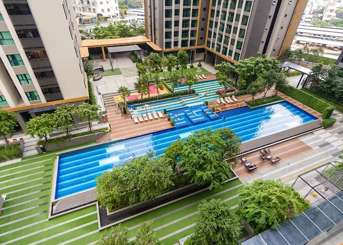 Tropical House - New Apartment At Delasol
