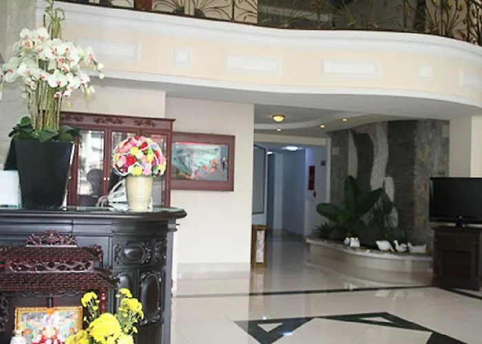 Song Nhat Hotel