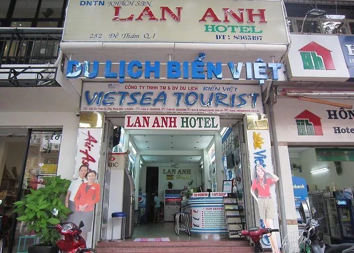 Lan Anh Hotel - De Tham Street