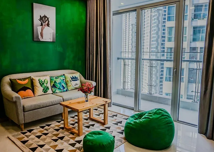 The Ginger - Green Minimalist Condo Near Central