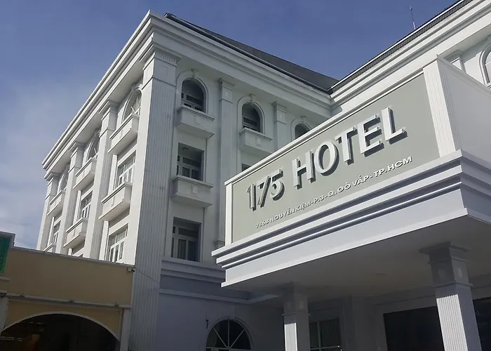 Hotel 175