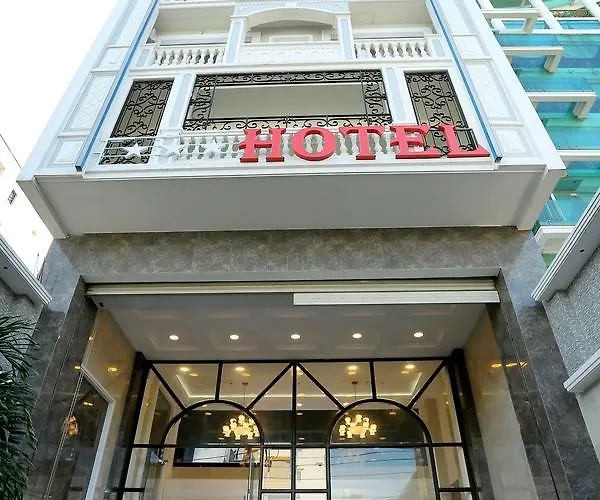 C\'Lavie Hotel - Saigon Airport Hotel