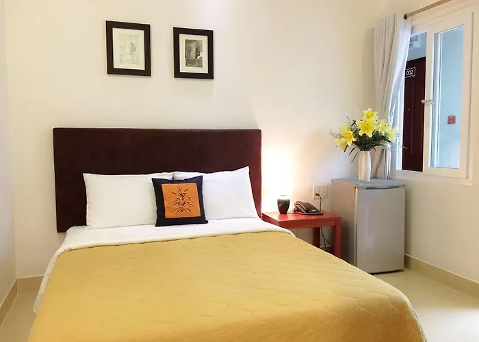 Giang Son 3 Hotel