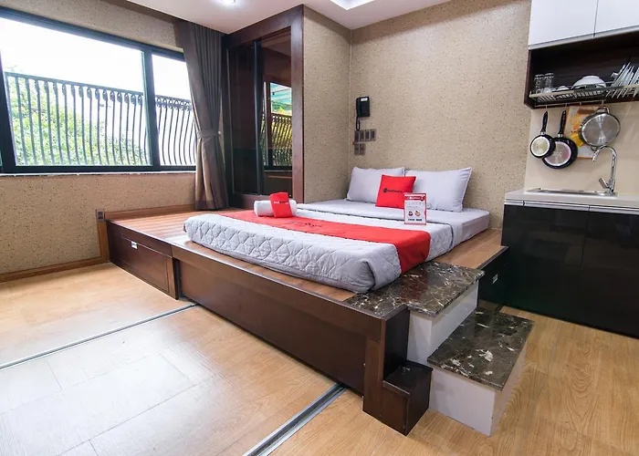 Reddoorz Plus @ Nguyen Trai Street