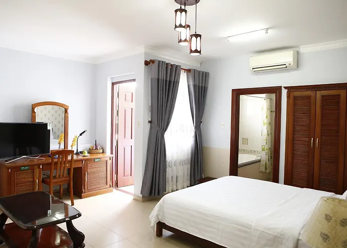 Phu An Hotel
