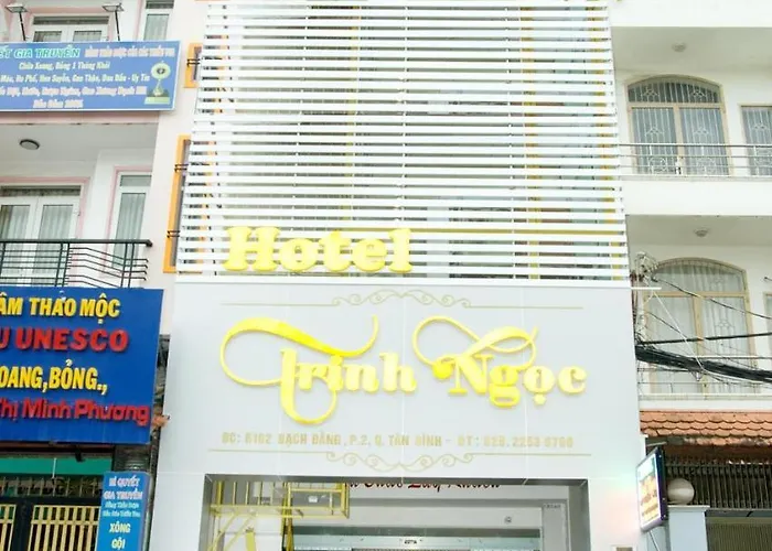 Trinh NgọC Hotel