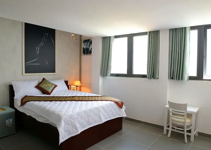 Dong Nhu Hotel