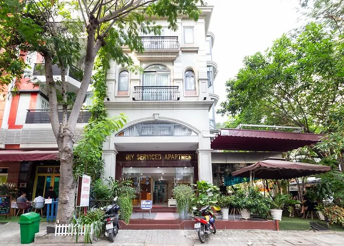 Sunny Hotel And Apartment