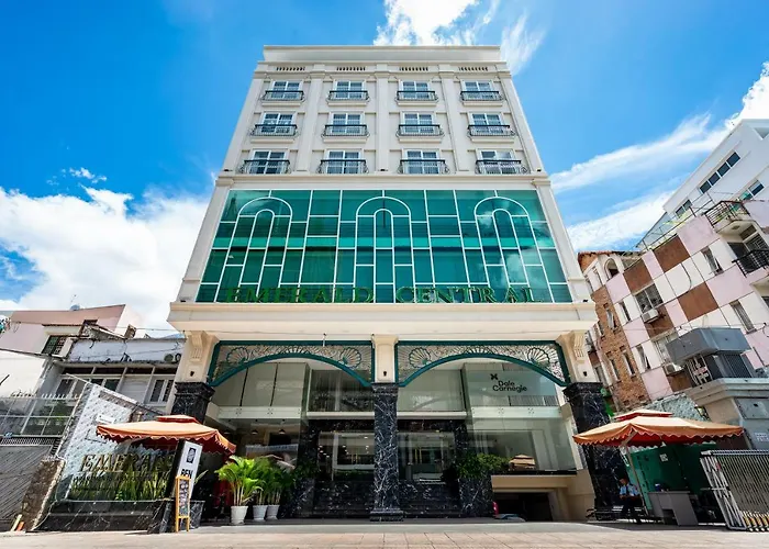 Emerald Central