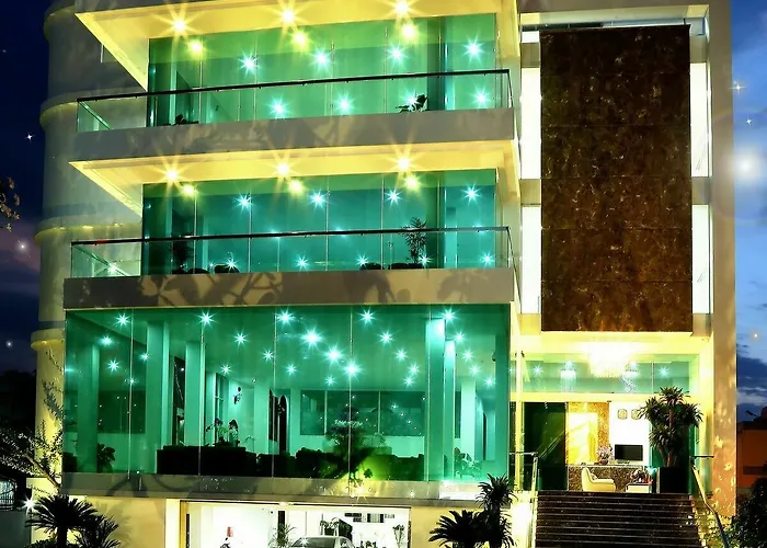 Thien Ha Hotel & Apartment