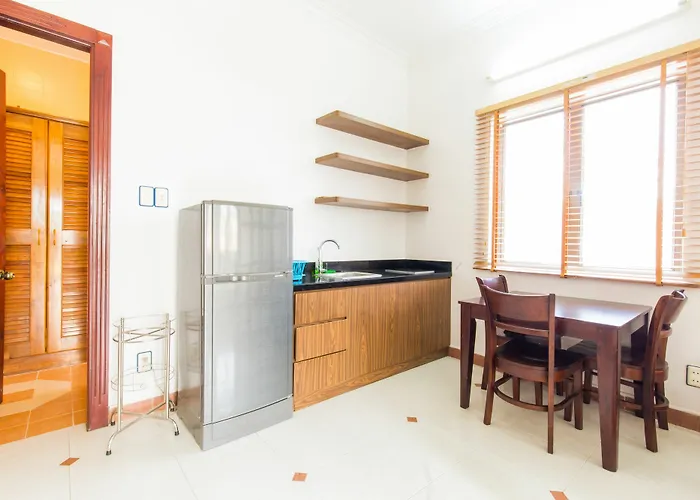 Qhome Saigon - Bui Thi Xuan