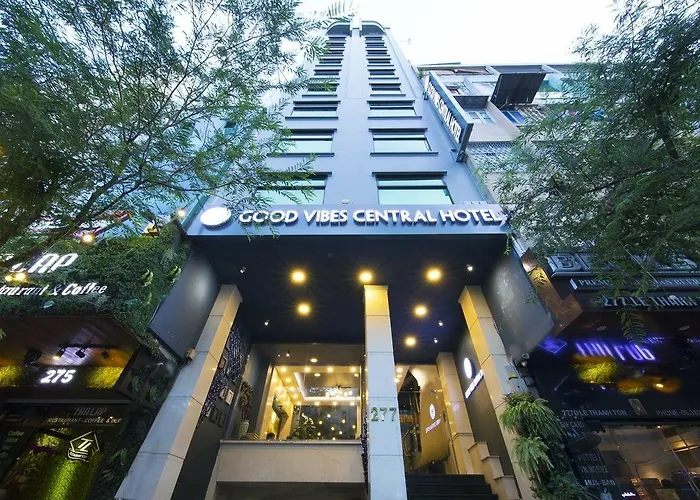 Good Vibes Central Hotel
