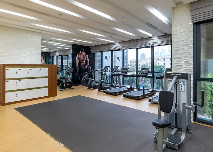 Bason Golden River Suites