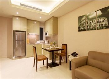 Parkside Apartment