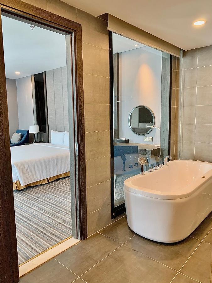 Hotel Muong Thanh Luxury Saigon 4*